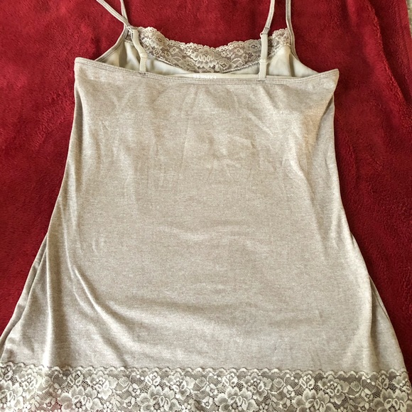 Express cami with lace detail at hem. - Picture 4 of 4